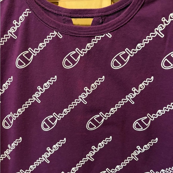 Champion Women's Allover Logo
Print Crop T-Shirt size M - Picture 3 of 8